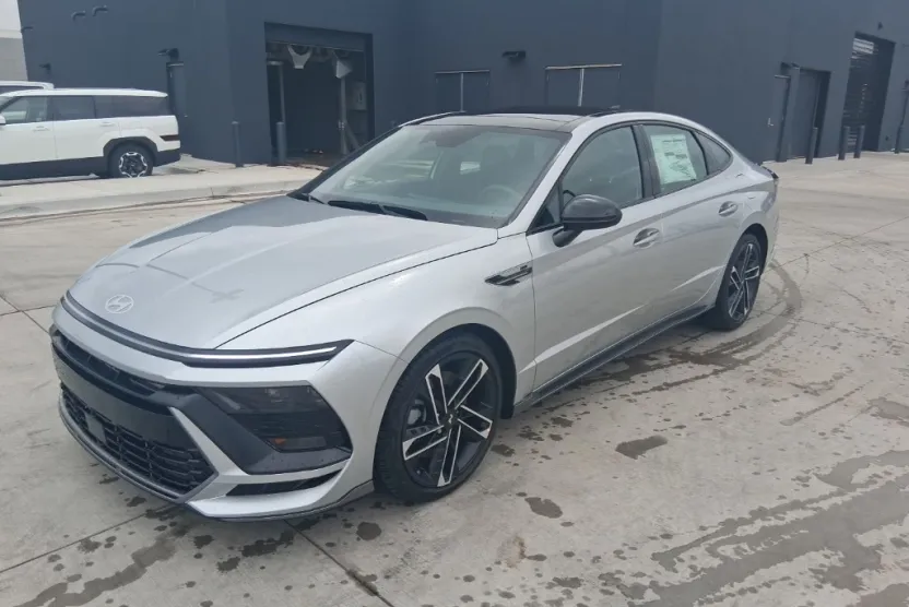 2025 Hyundai Sonata N Line photo 1