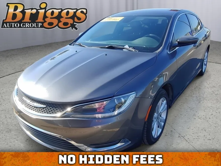 2015 Chrysler 200 Limited photo 1