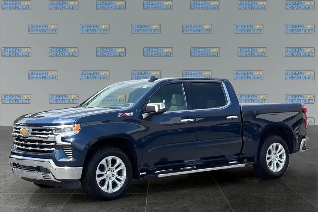 2022 Chevrolet Silverado 1500 LTZ photo 1