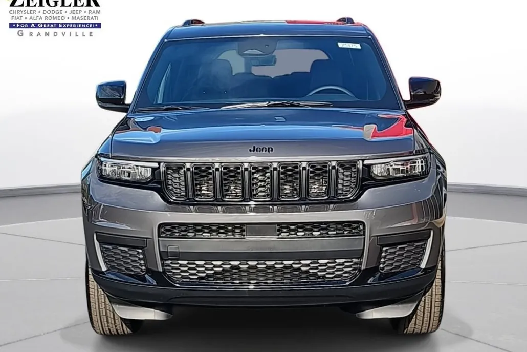2025 Jeep Grand Cherokee Altitude X photo 1