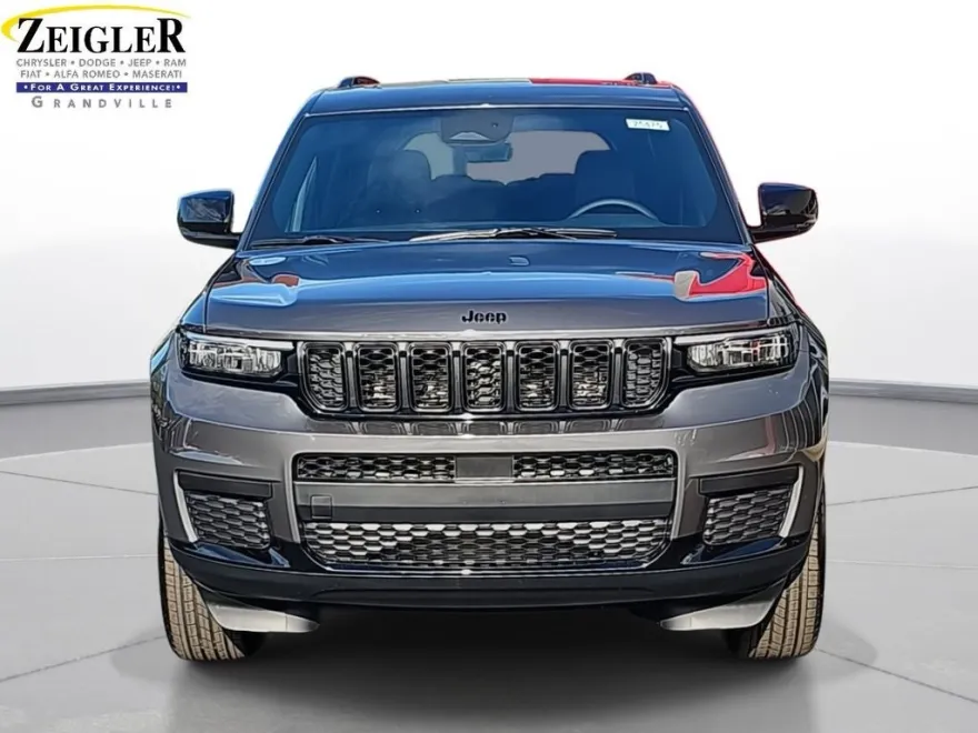 2025 Jeep Grand Cherokee Altitude X photo 1