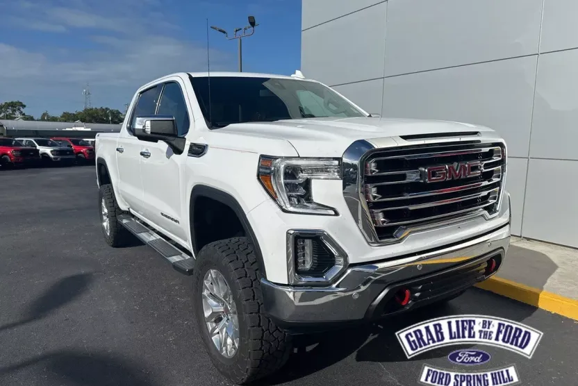 2021 Gmc Sierra 1500 SLT photo 1