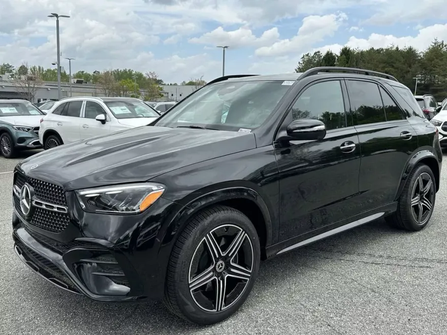 2025 Mercedes Benz GLE 350 4MATIC photo 1