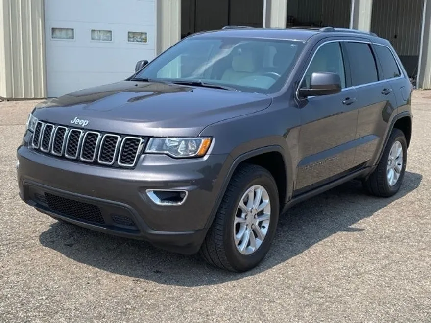 2021 Jeep Grand Cherokee Laredo E photo 1