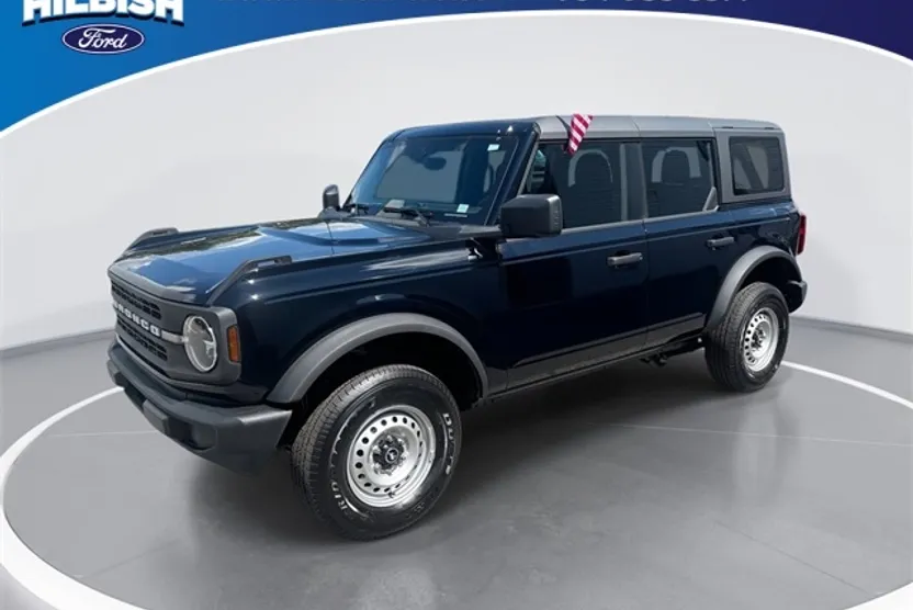 2025 Ford Bronco Base photo 1