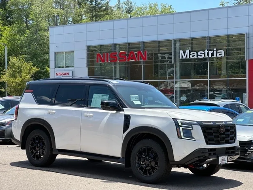 2025 Nissan Armada photo 1