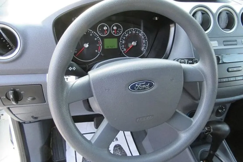 2012 Ford Transit Connect XL photo 1