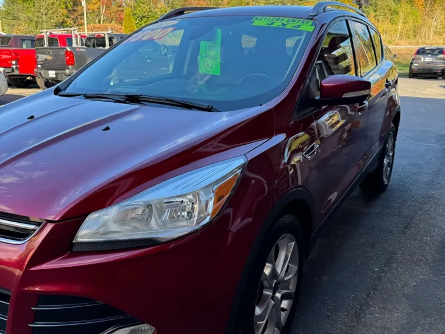 2014 Ford Escape Titanium photo 1