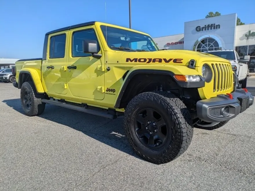 2023 Jeep Gladiator Mojave photo 1
