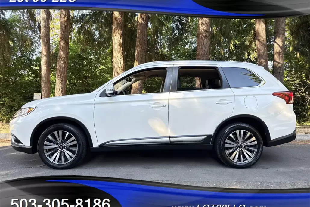 2020 Mitsubishi Outlander SEL photo 1