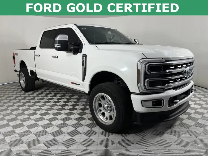 2024 Ford F-350 Platinum photo 1