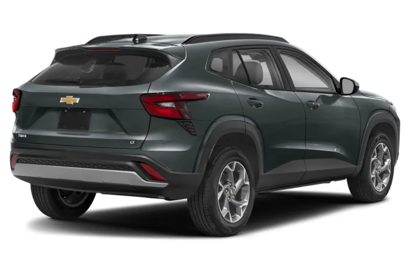 2026 Chevrolet Trax LS photo 1