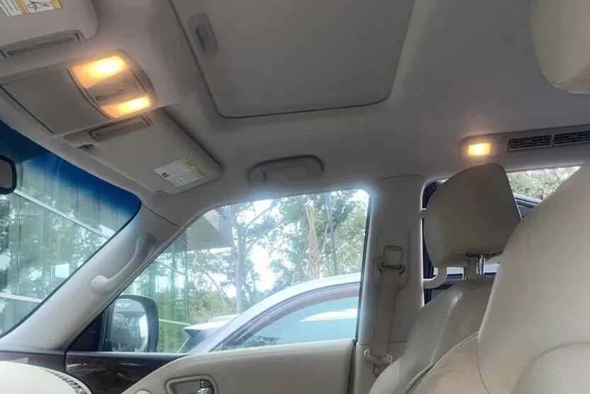 2016 Infiniti QX80 photo 1