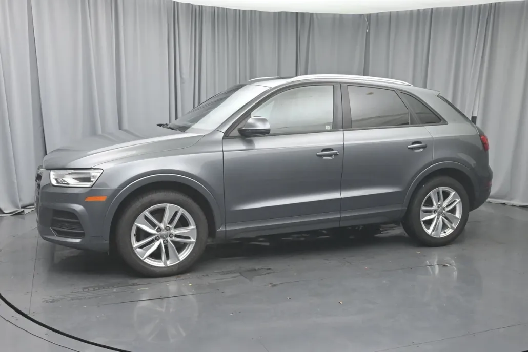 2017 Audi Q3 Premium photo 1