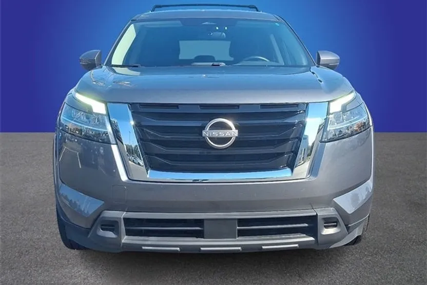 2022 Nissan Pathfinder SV photo 1