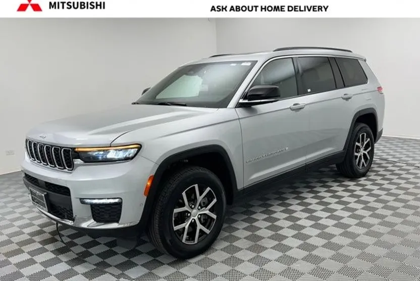 2024 Jeep Grand Cherokee Limited photo 1