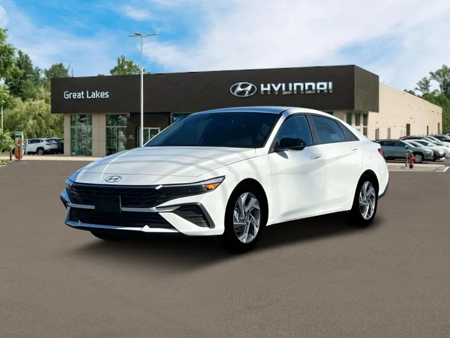 2025 Hyundai Elantra SEL Sport photo 1