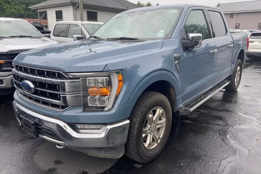 2023 Ford F-150 Lariat photo 1