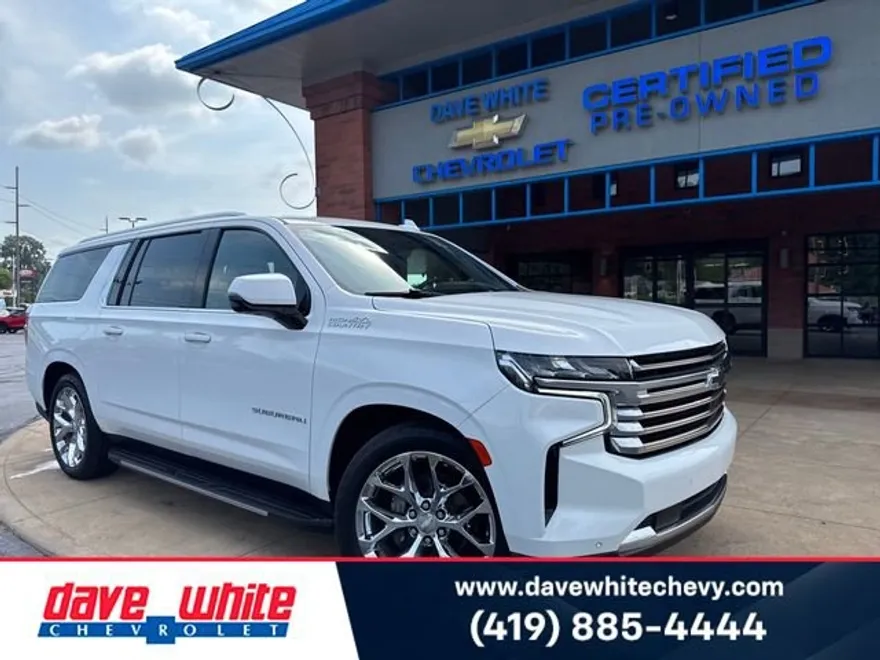 2022 Chevrolet Suburban High Country photo 1