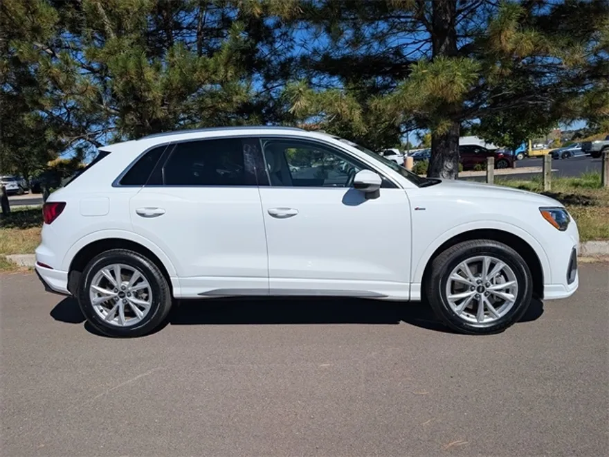 2022 Audi Q3 Premium S line photo 1