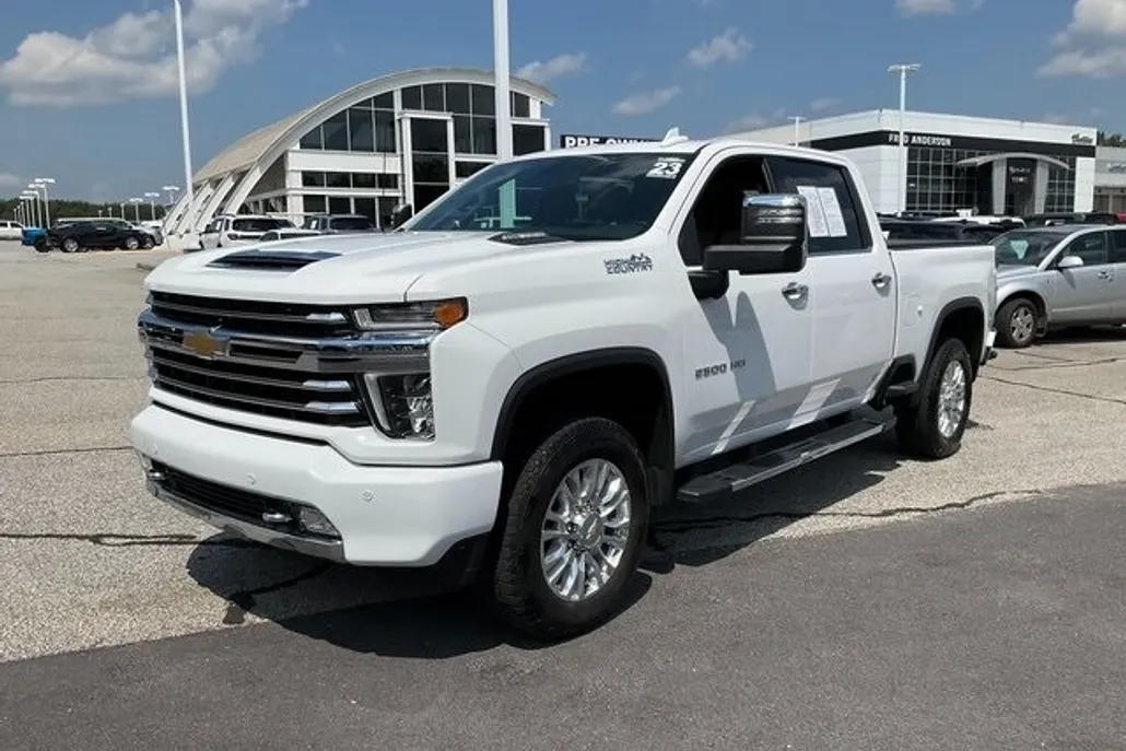 2023 Chevrolet Silverado 2500HD High Country photo 1