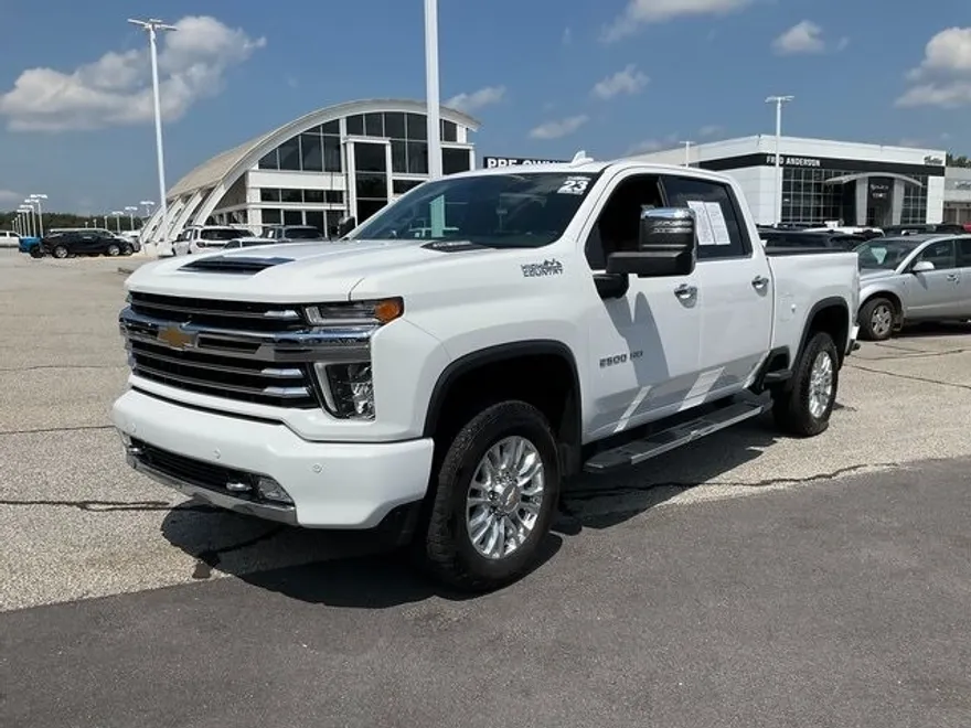 2023 Chevrolet Silverado 2500HD High Country photo 1