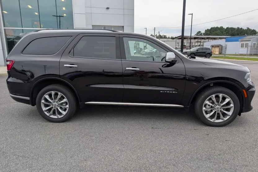 2024 Dodge Durango Citadel photo 1