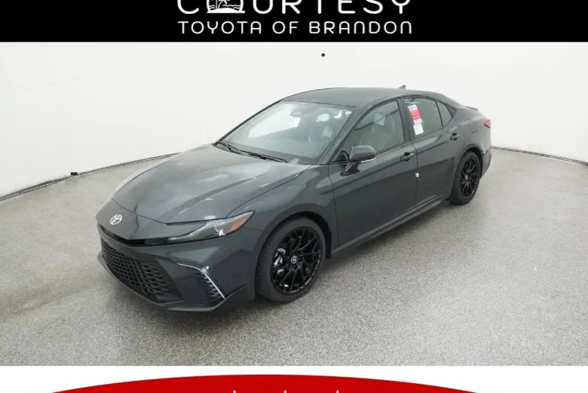 2026 Toyota Camry SE photo 1