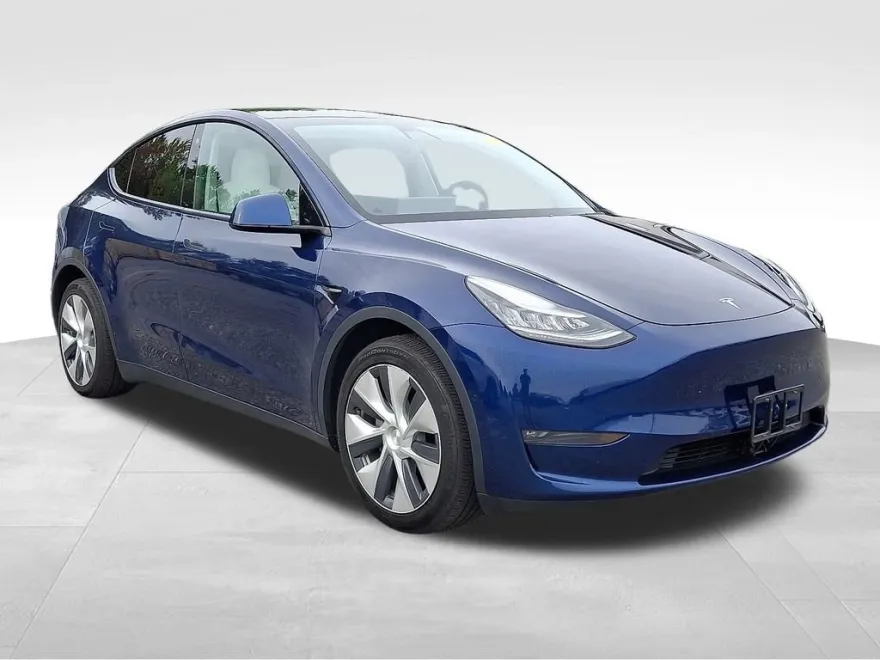 2021 Tesla Model Y Long Range photo 1