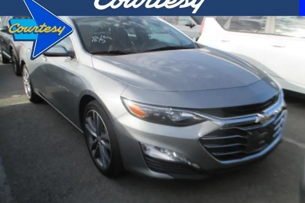 2023 Chevrolet Malibu 1LT photo 1