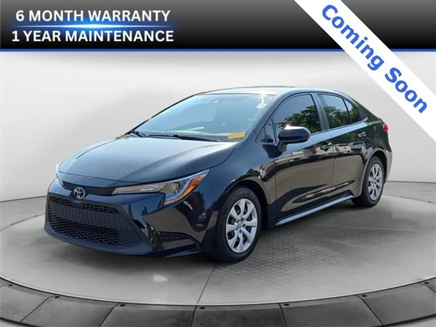 2022 Toyota Corolla LE photo 1