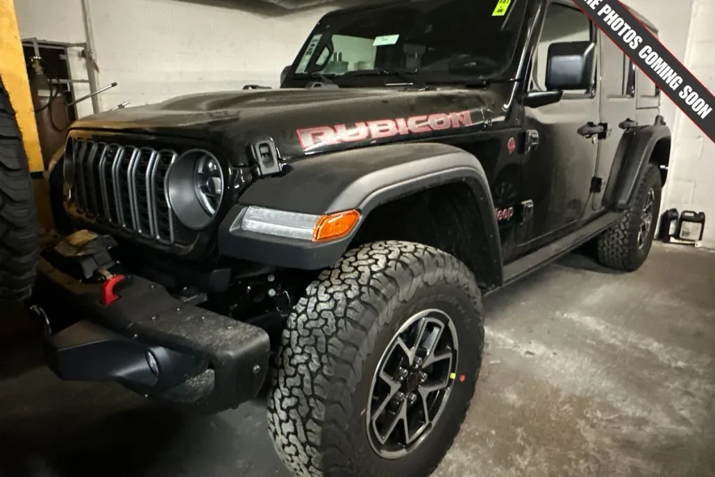 2025 Jeep Wrangler Rubicon photo 1