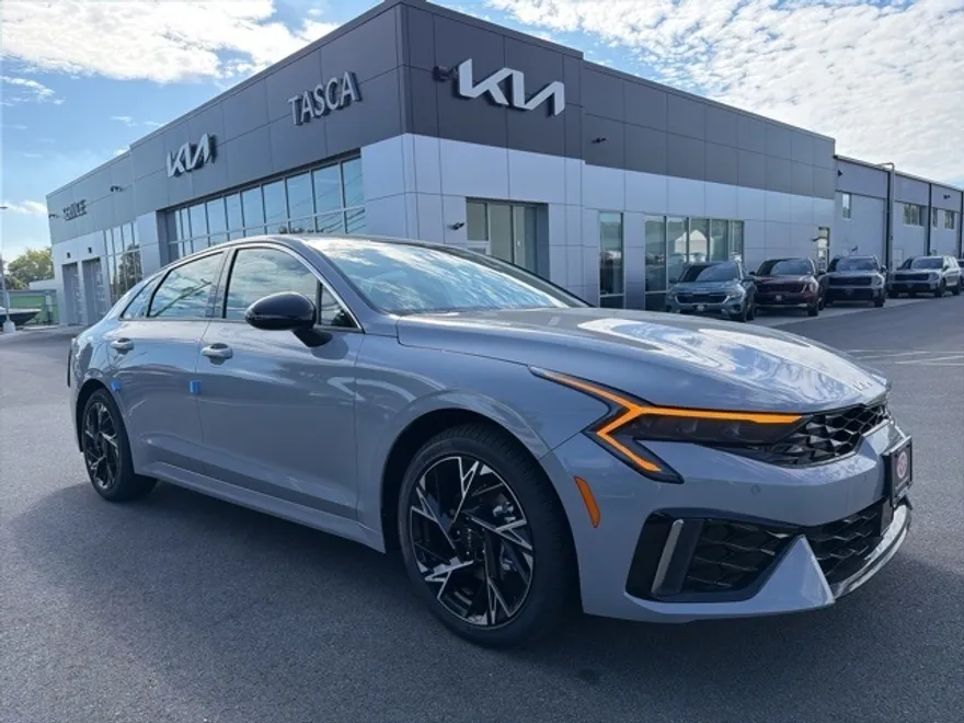 2026 Kia K5 GT-Line photo 1