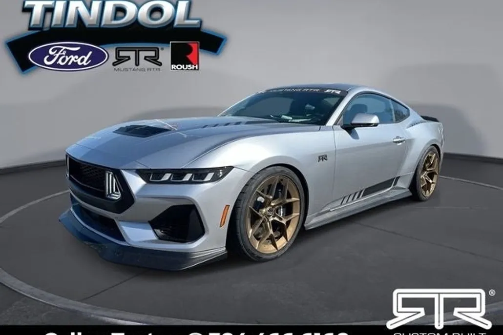2025 Ford Mustang GT photo 1