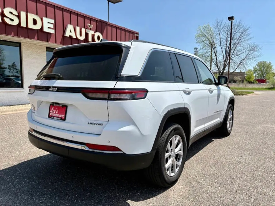 2022 Jeep Grand Cherokee Limited photo 1