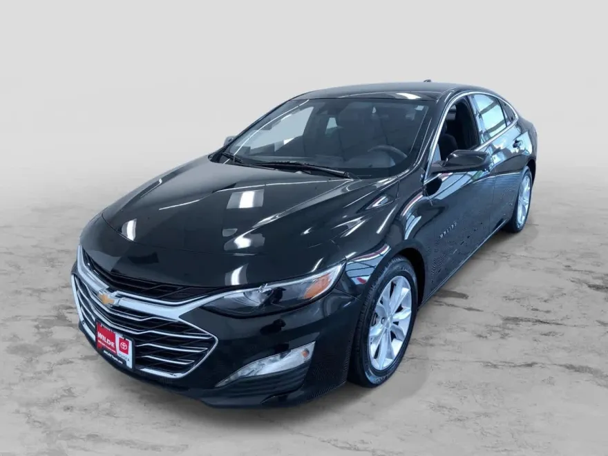 2023 Chevrolet Malibu 1LT photo 1
