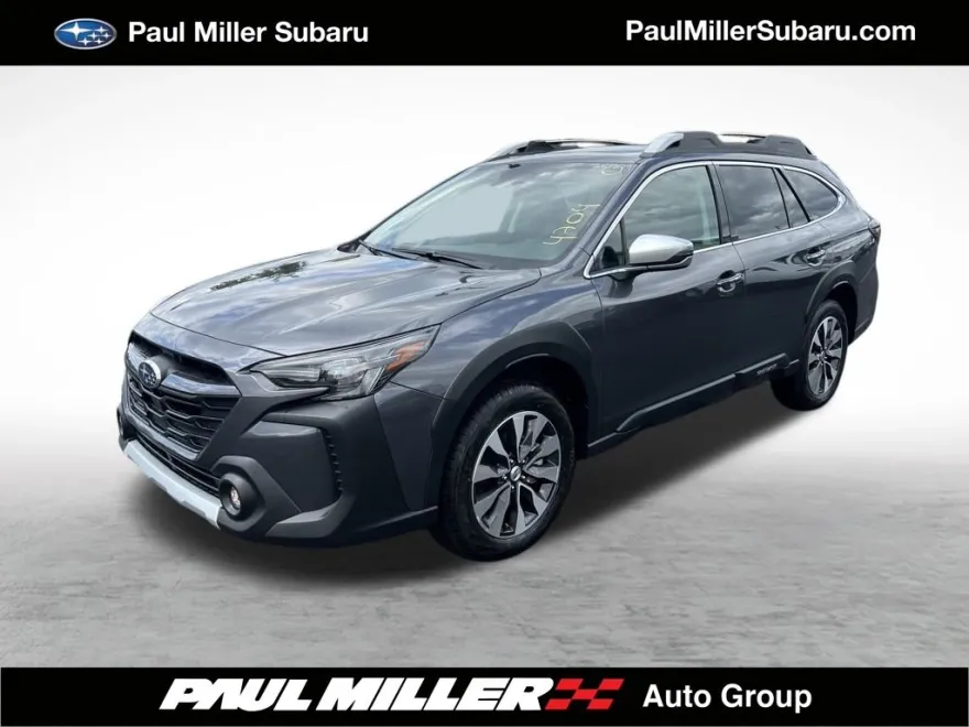 2025 Subaru Outback Touring XT photo 1