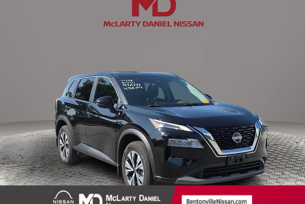 2022 Nissan Rogue SV photo 1
