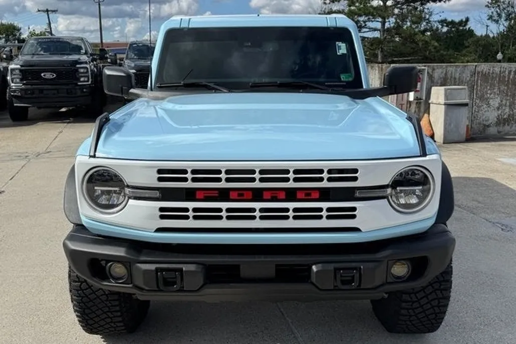 2024 Ford Bronco Heritage First Edition photo 1
