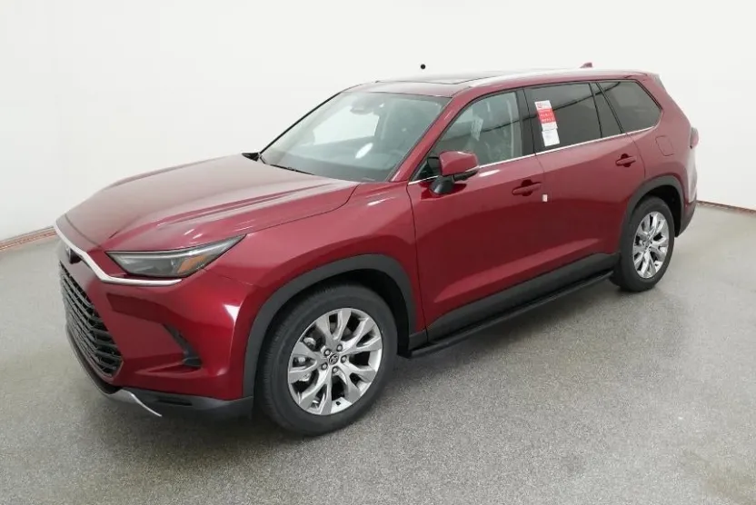 2026 Toyota Highlander Hybrid Limited photo 1