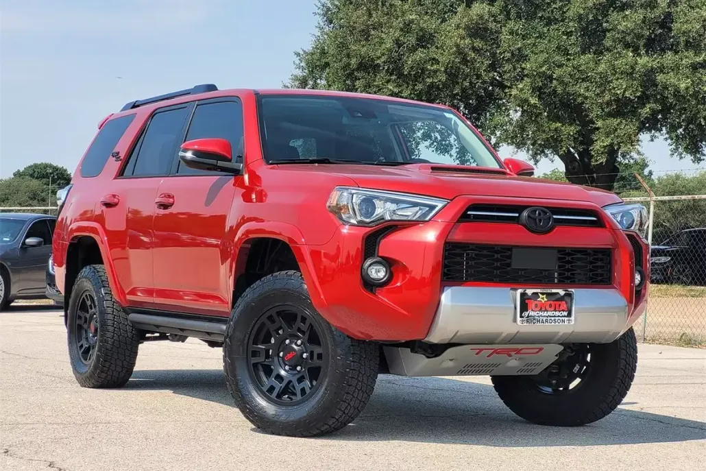 2024 Toyota 4Runner TRD Off-Road Premium photo 1