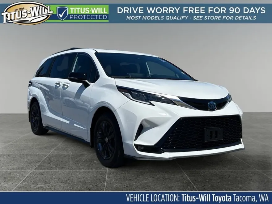 2024 Toyota Sienna XSE photo 1