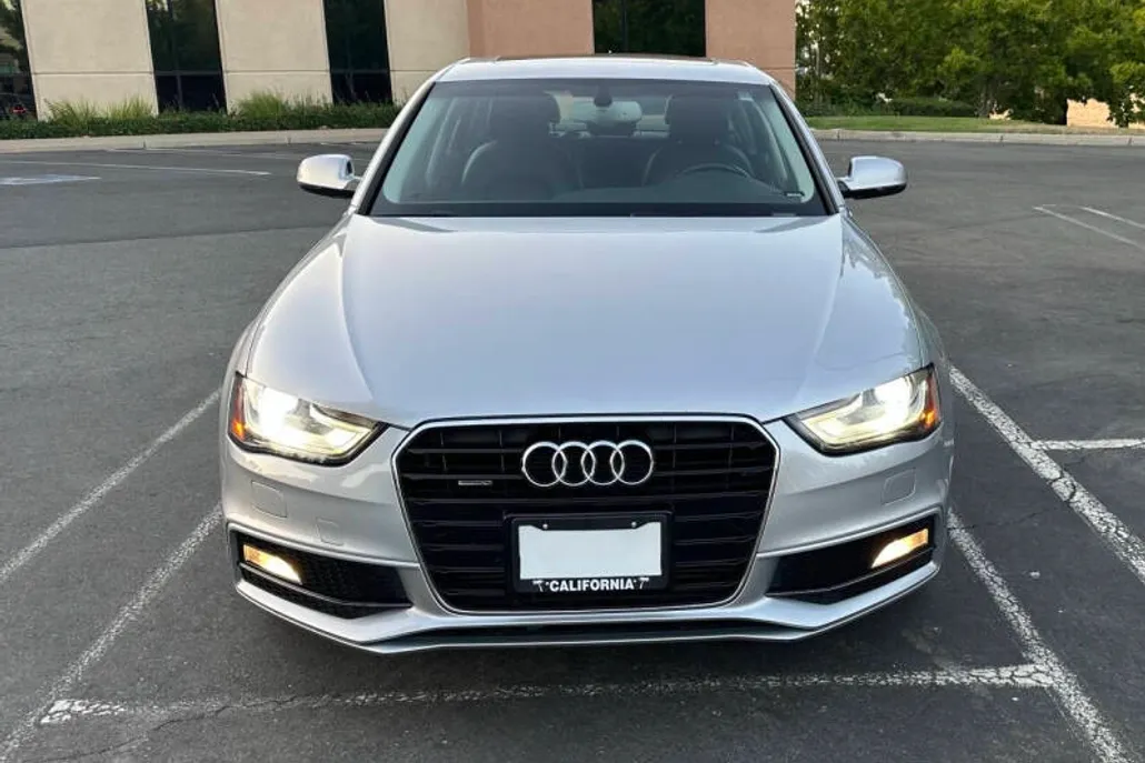 2015 Audi A4 2.0T Quattro Premium Plus photo 1
