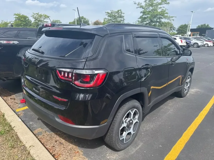 2022 Jeep Compass Trailhawk photo 1