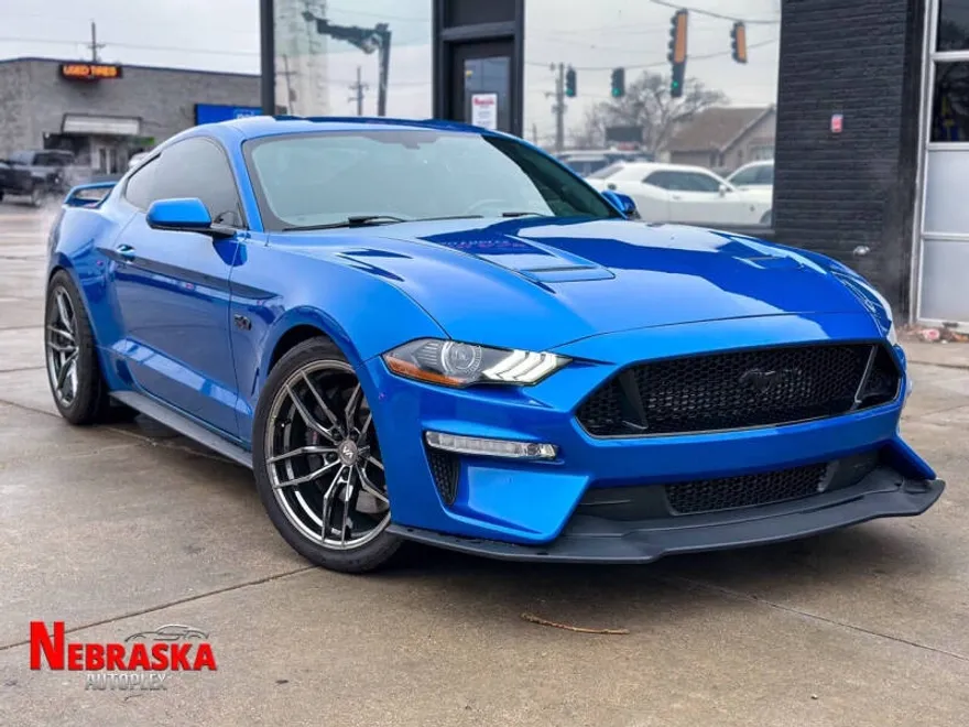 2019 Ford Mustang GT photo 1
