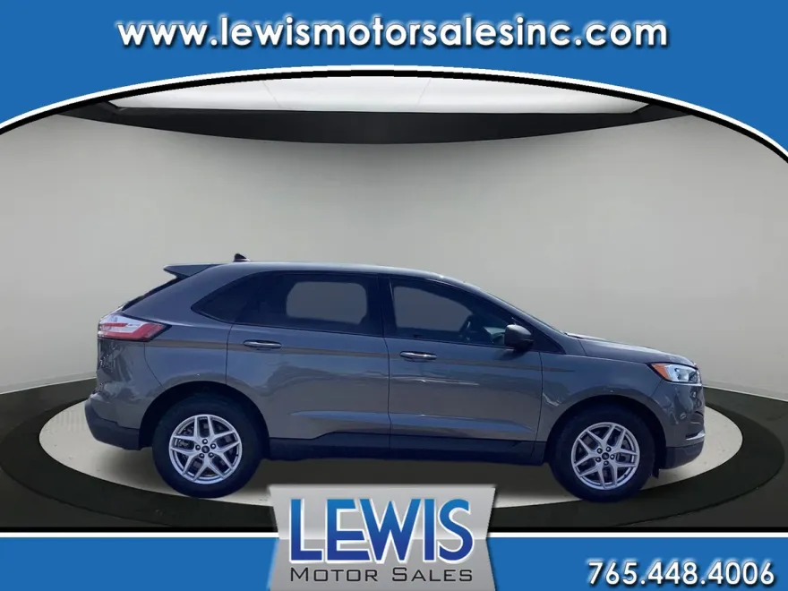 2022 Ford Edge SE photo 1