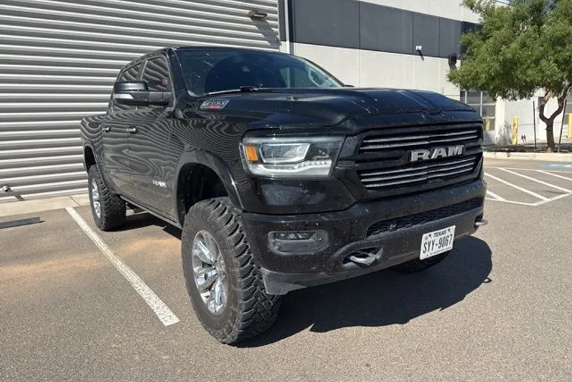 2022 Ram 1500 Laramie photo 1