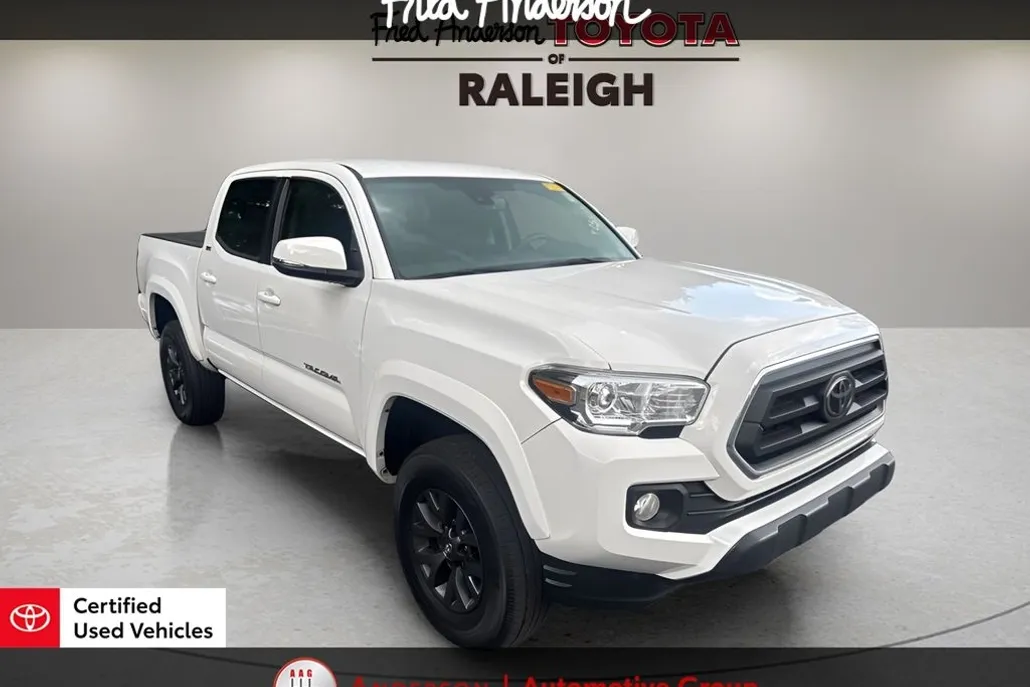 2023 Toyota Tacoma SR5 photo 1