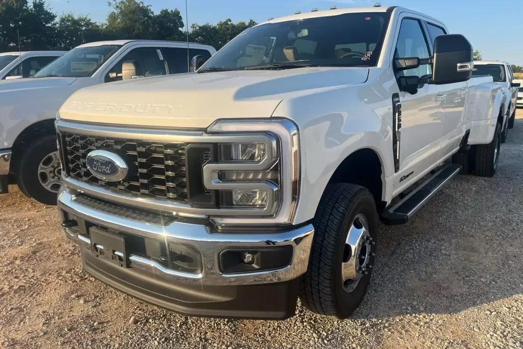 2026 Ford F-350 photo 1