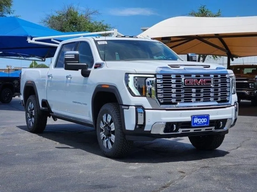 2025 Gmc Sierra 2500 HD Denali photo 2